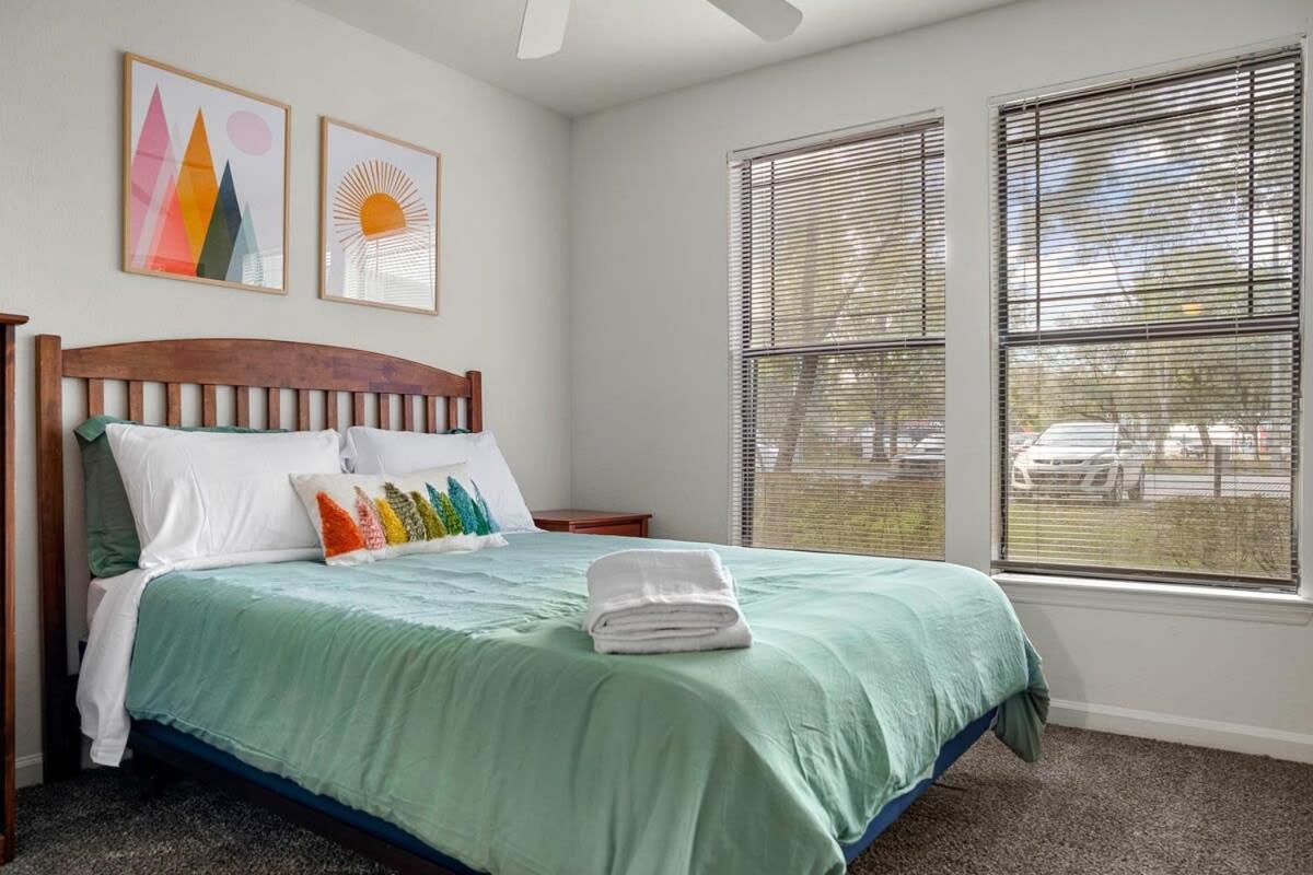 4Bd 2 Mi To Usf Free Pool + 24 Hour Gym Villa Tampa Exteriör bild