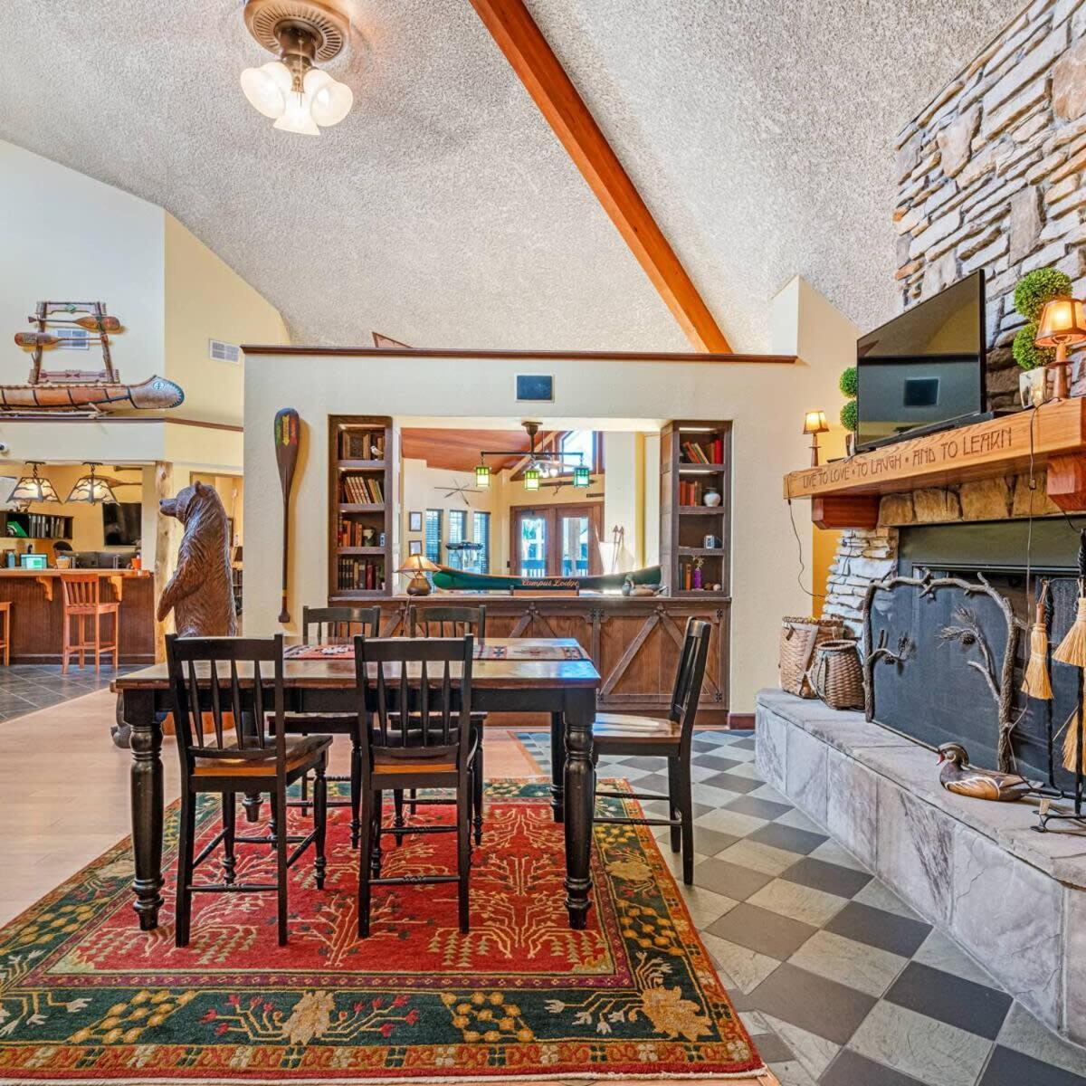 4Bd 2 Mi To Usf Free Pool + 24 Hour Gym Villa Tampa Exteriör bild